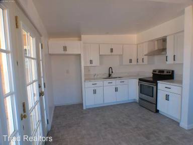 Main picture of 5433 Abronia Ave