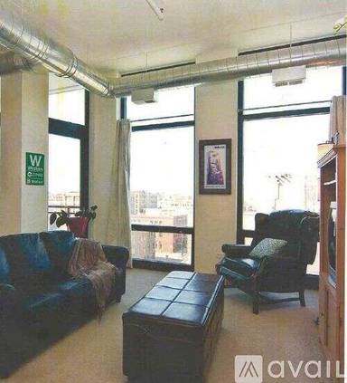 Main picture of 740 Fulton