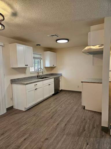 Main picture of 1950 NW Michelle Way