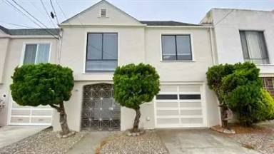 Main picture of 2547 38th Ave