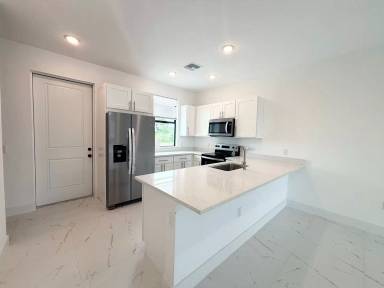 Main picture of 4516 29th St SW