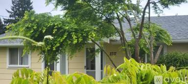 Main picture of 2717 Northwest Ave