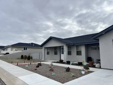 Main picture of 930 Lonnie Ln
