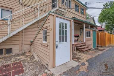 Main picture of 1060 Grand Ave