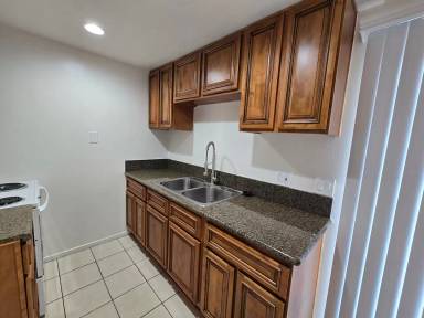 Main picture of 810 N Minter St