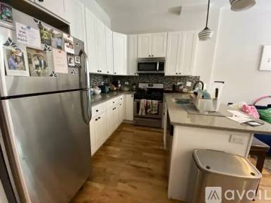 Main picture of 232 W Willow St