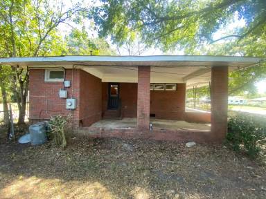 Main picture of 3621 Ida Dr