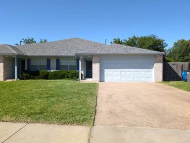 Main picture of 6947 E 46th Pl