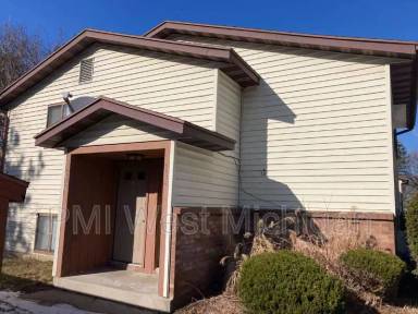 Main picture of 6063 In the Pines Dr SE