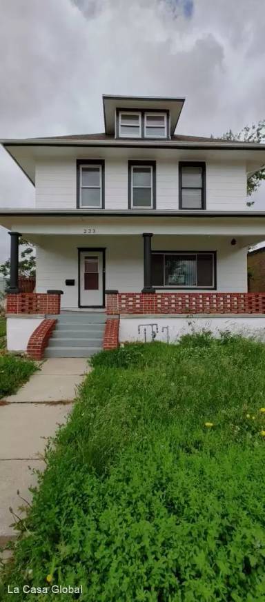 Main picture of 223 Illinois Ave