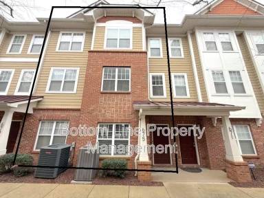 Main picture of 675 Raya Ct