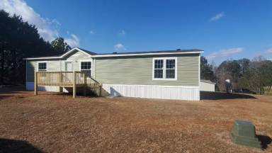 Main picture of 4210 Holcomb Cir