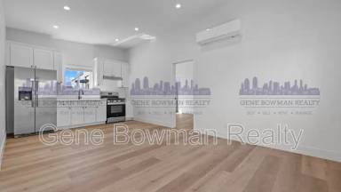 Main picture of 2411 Fleetwood St