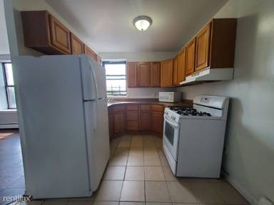 Main picture of 136 Grant Ave