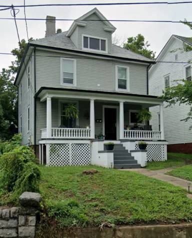 Main picture of 1017 Ferdinand Ave SW