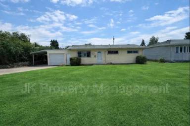 Main picture of 333 Riverview 4 W