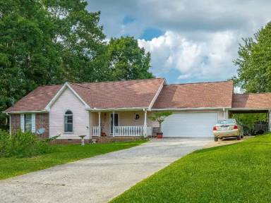 Main picture of 6111 Blue Ash Dr