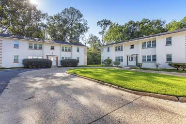 Main picture of 163 Stonewall Pl