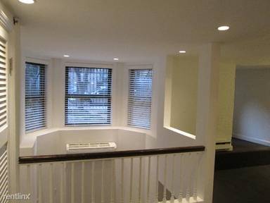 Main picture of 113 Beacon St