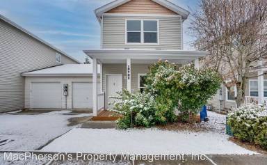 Main picture of 12728 15th Ave W