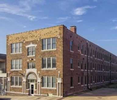 Main picture of 77 Vance Ave
