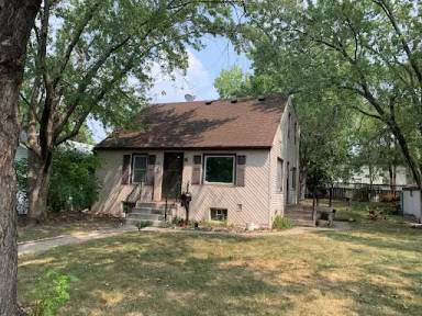 Main picture of 5423 4th St NE