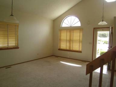 Main picture of 525 Sinton Ave