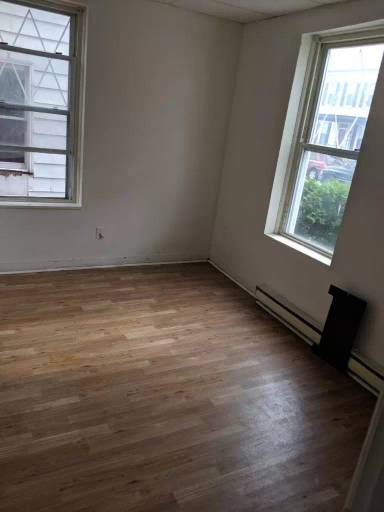Main picture of 812 Washington Ave