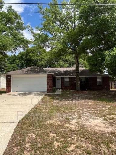 Main picture of 5491 Chantilly Cir