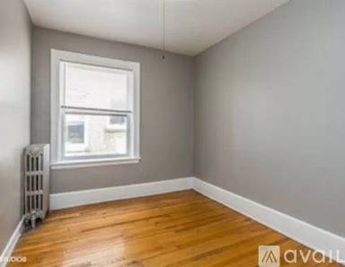 Main picture of 3935 W Diversey