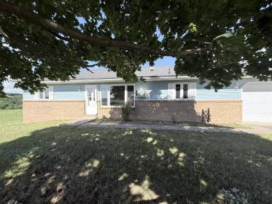 Main picture of 90 Boyer Rd