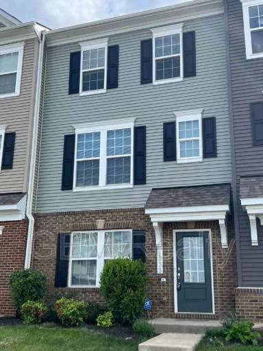 Main picture of 1807 Sag Harbor Ln