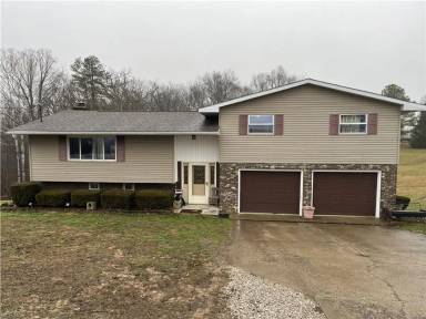 Main picture of 1011 Turkey Foot Rd