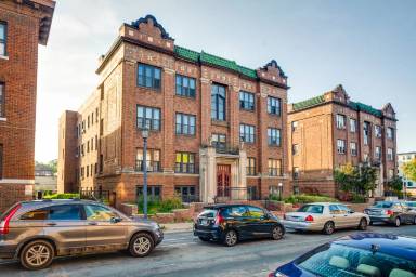 Main picture of 1820 1st Ave S