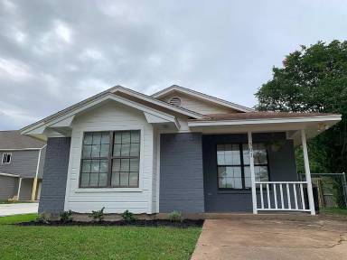 Main picture of 301 Park Pl