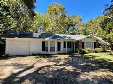 Main picture of 126 General Bullard Ave