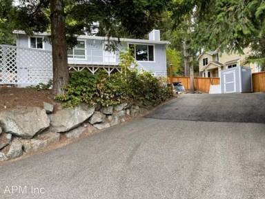Main picture of 19021 12th Ave NE