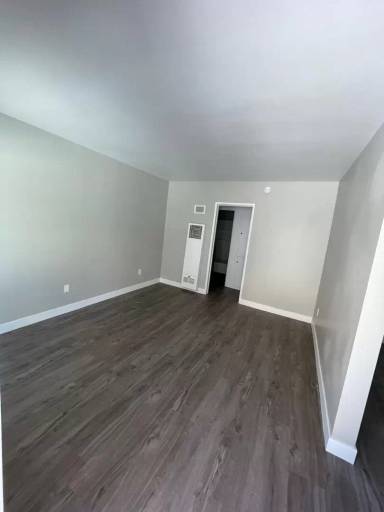 Main picture of 1616 Cherry Ln