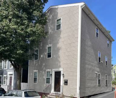 Main picture of 124 Sheldon St