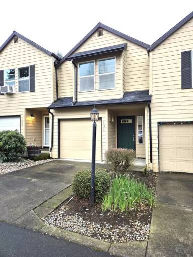 Main picture of 13949 Beavercreek Rd