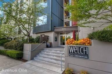Main picture of 425 23rd Ave S