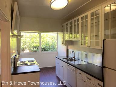 Main picture of 600 W Howe St