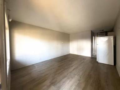 Main picture of 403 6th Ave S