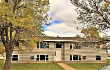 Main picture of 1015 6th St SE