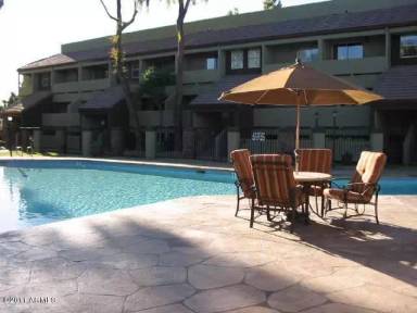 Main picture of Dobson Bay Club Condominiums