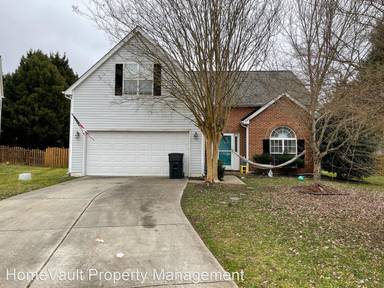 Main picture of 9805 Oxford Woods Ct