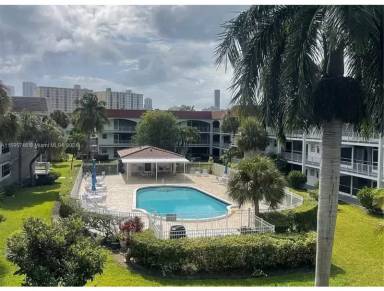 Main picture of Paradise Villas Condo