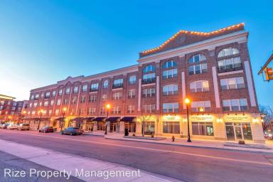 Main picture of 4276 S Main St