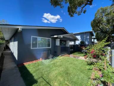 Main picture of 1012 Cypress Ave