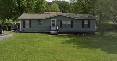 Main picture of 393 D and C Subdivision Rd